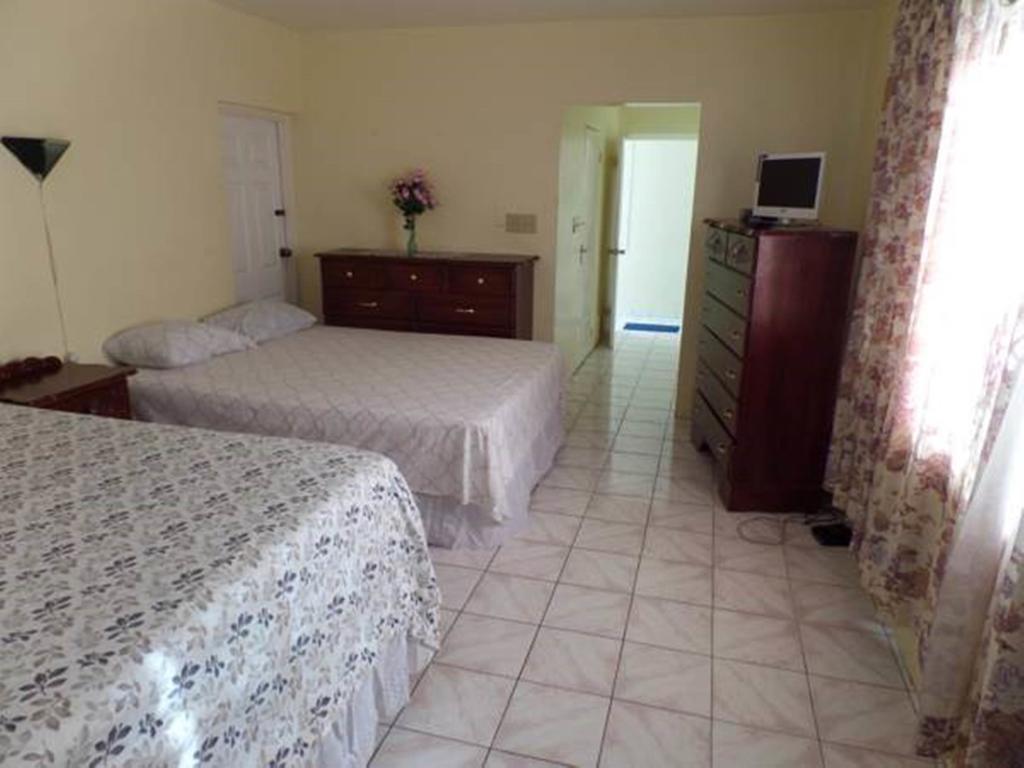 Villa Donna Inn Μοντέγκο Μπέυ Δωμάτιο φωτογραφία