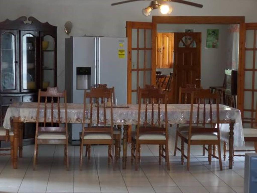 Villa Donna Inn Μοντέγκο Μπέυ Εξωτερικό φωτογραφία